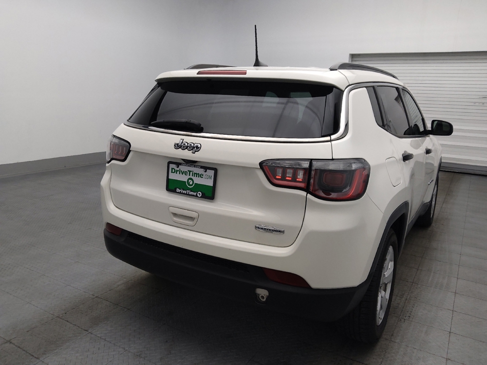 2020 Jeep Compass Latitude - Photo 6