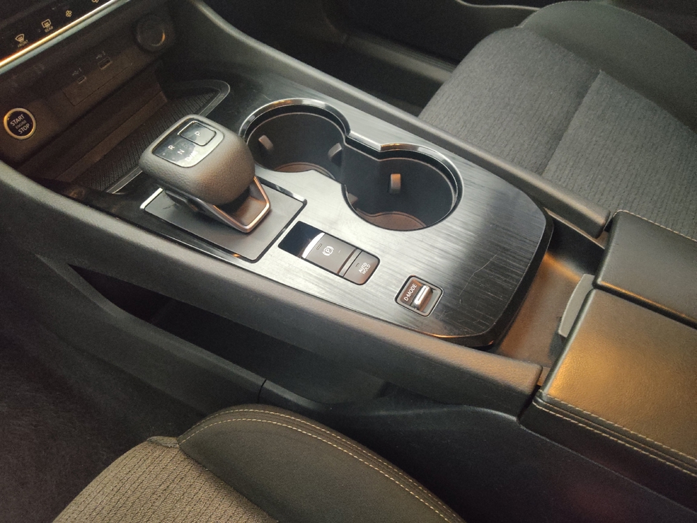 2021 Nissan Rogue SV - Photo 20
