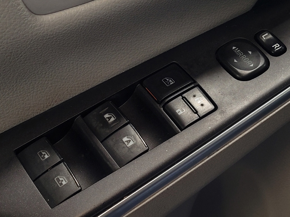 2016 Toyota Camry LE - Photo 21