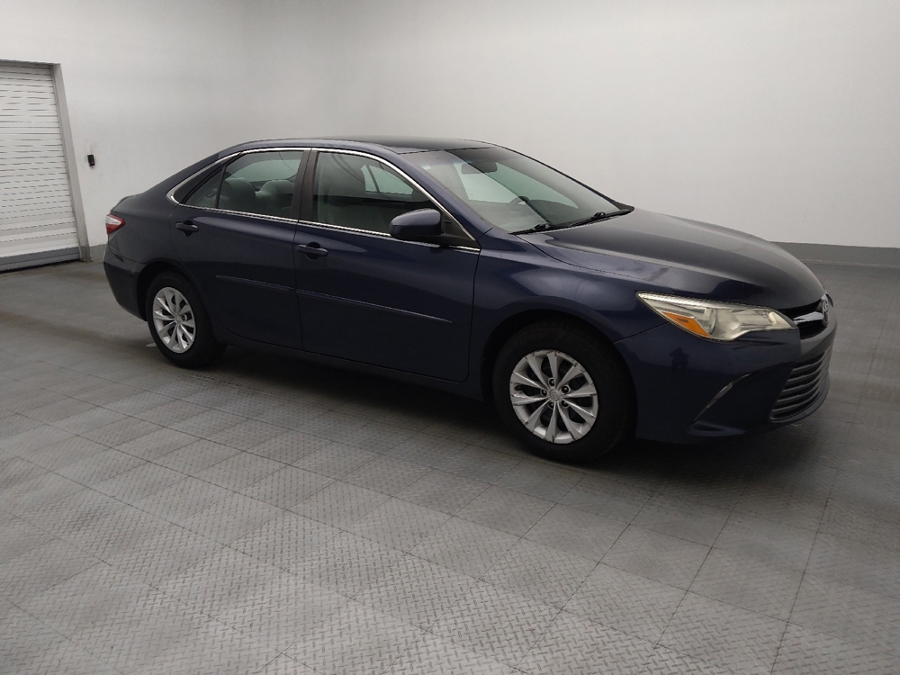 2016 Toyota Camry LE - Photo 9