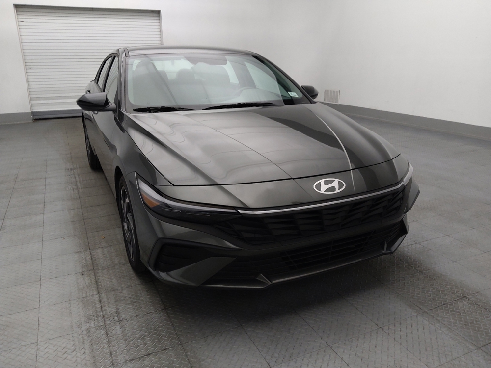 2025 Hyundai Elantra SEL - Photo 11