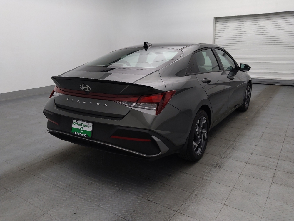 2025 Hyundai Elantra SEL - Photo 7