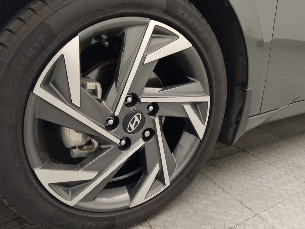2025 Hyundai Elantra SEL - Photo 24