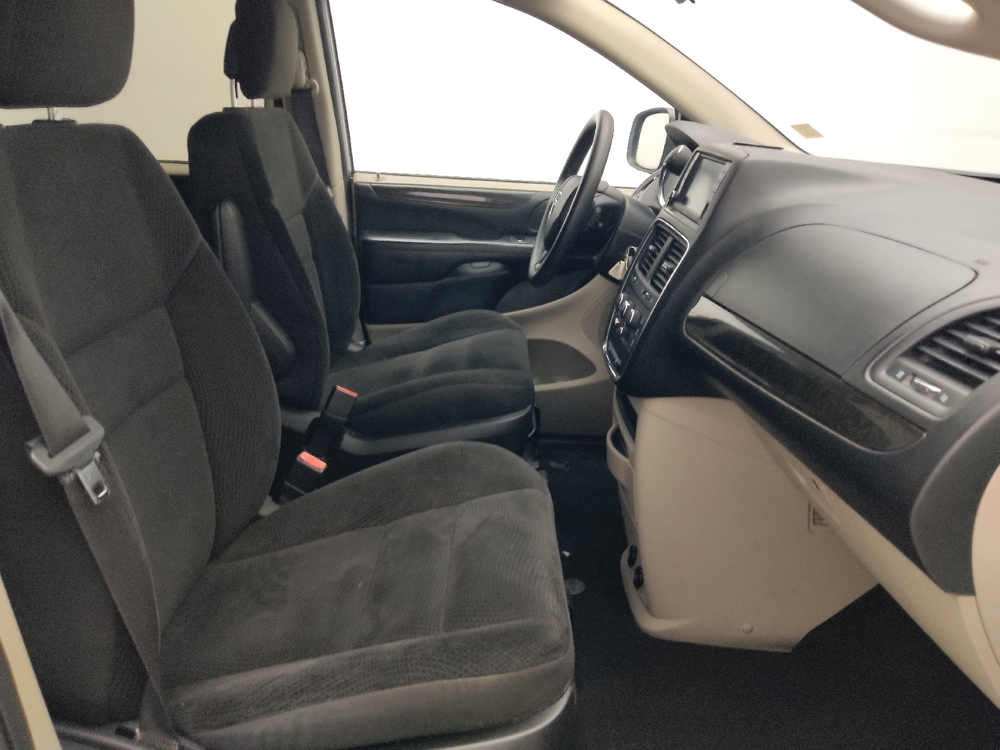2017 Dodge Grand Caravan SE - Photo 16