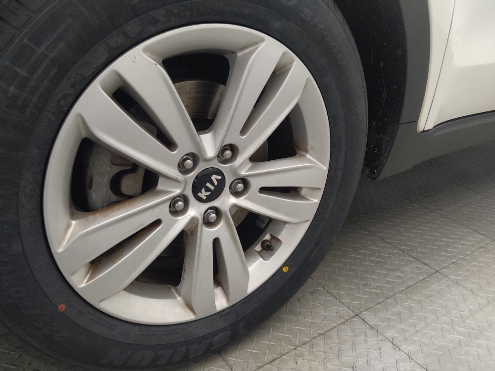 2017 Kia Sportage LX - Photo 24