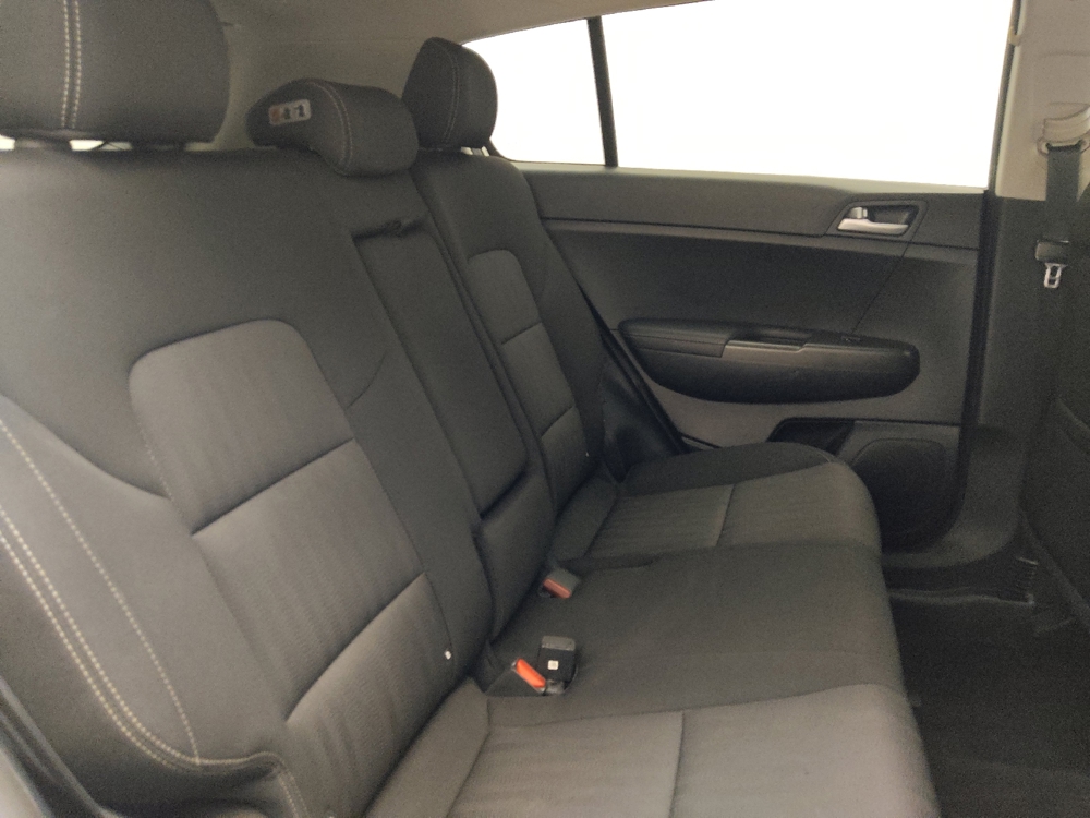 2017 Kia Sportage LX - Photo 15