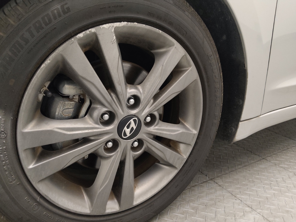 2018 Hyundai Elantra Value Edition - Photo 24