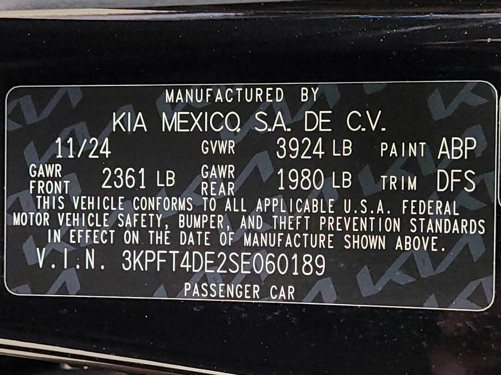 2025 Kia K4 LXS - Photo 26