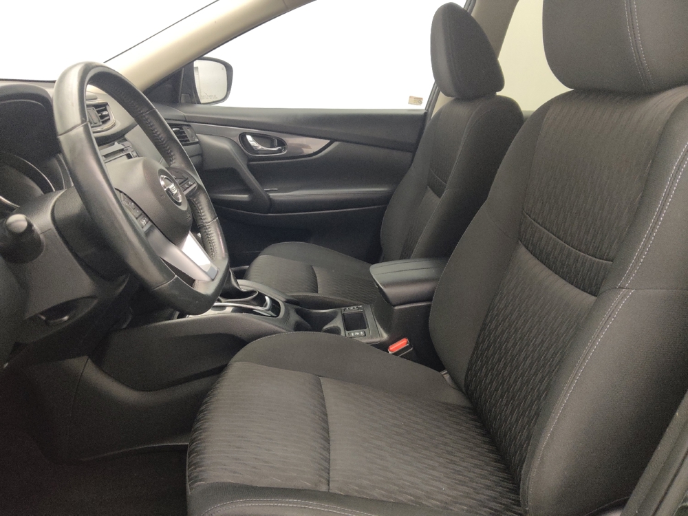 2018 Nissan Rogue SV - Photo 13