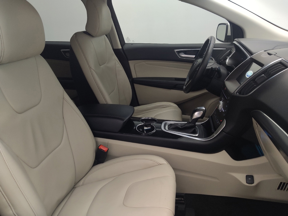 2018 Ford Edge Titanium - Photo 16