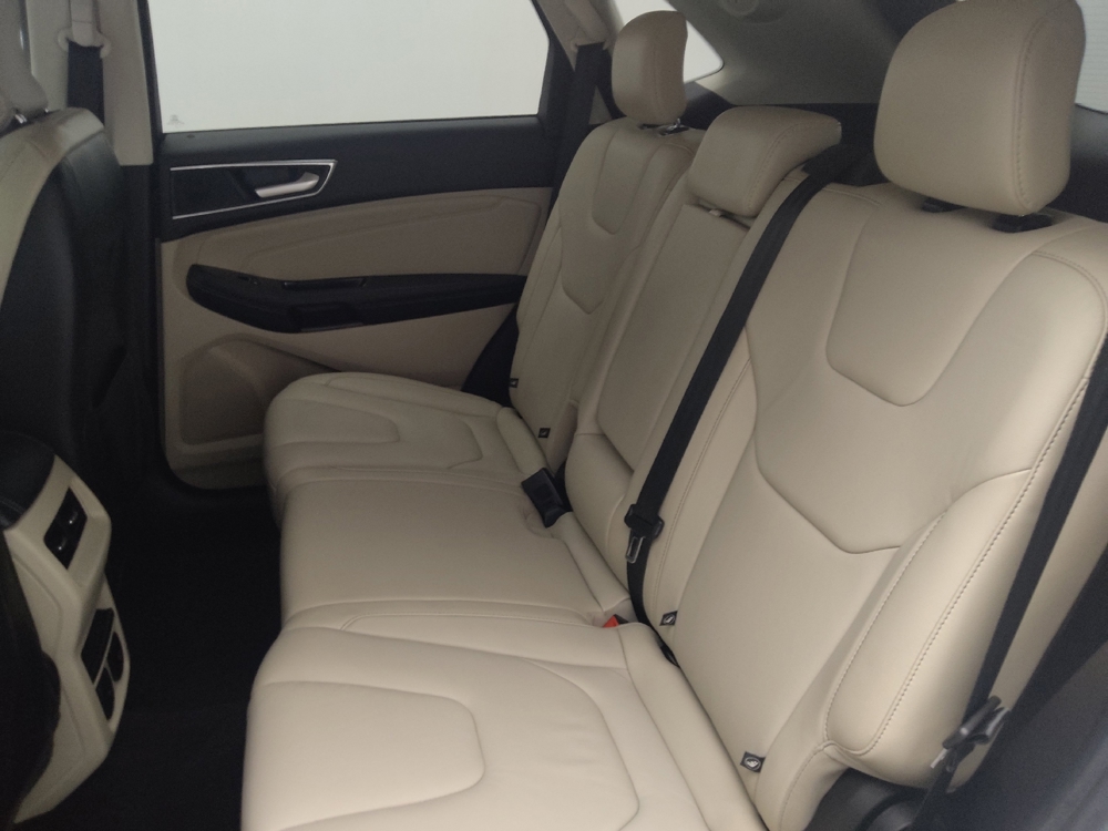2018 Ford Edge Titanium - Photo 14
