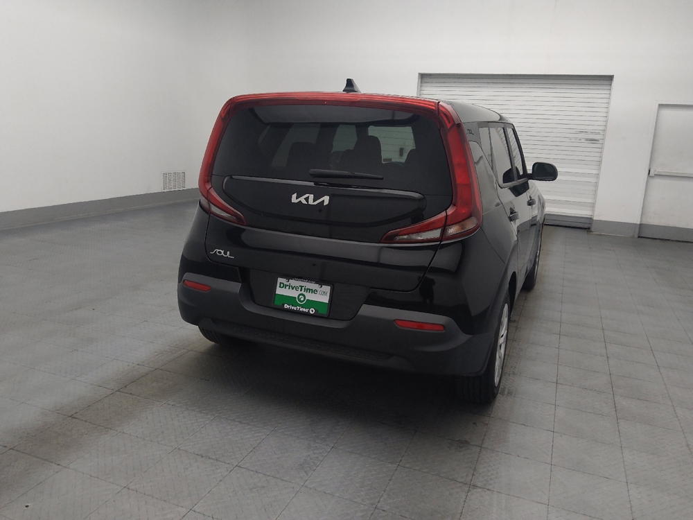 2022 Kia Soul LX - Photo 6