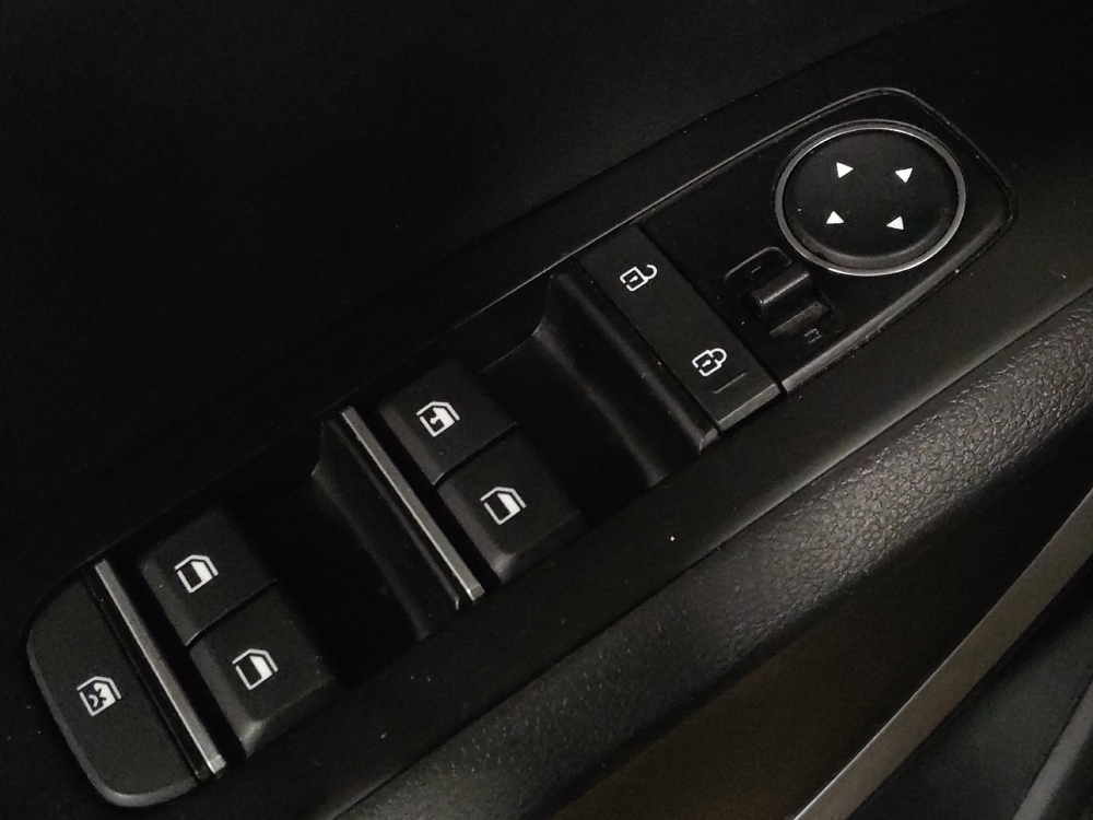 2022 Kia Soul LX - Photo 21