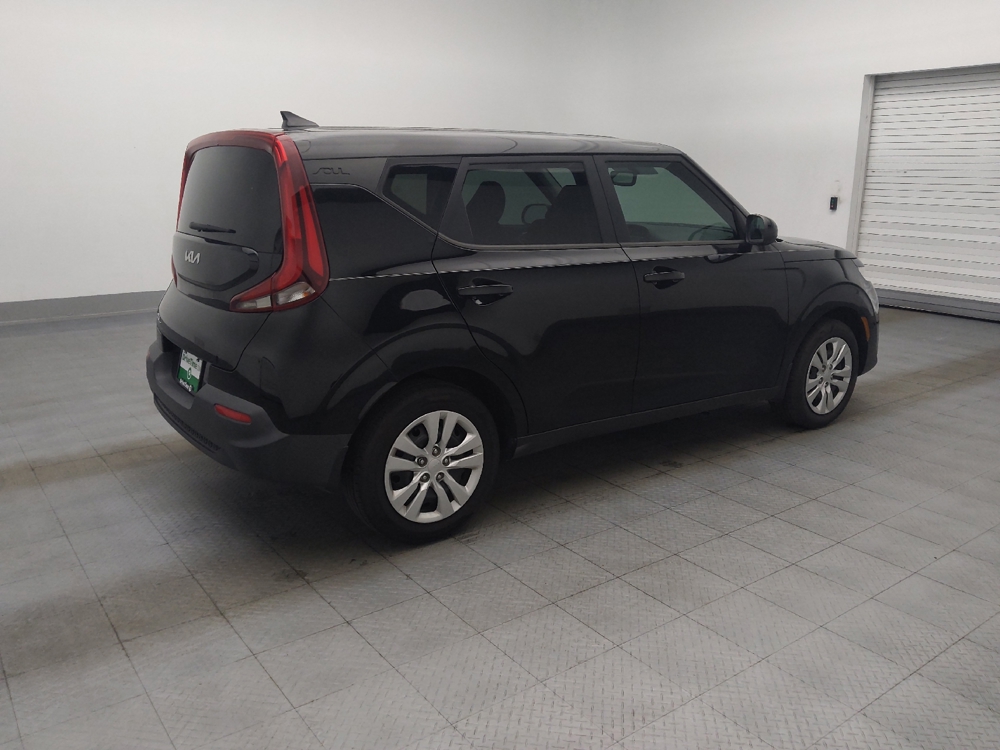 2022 Kia Soul LX - Photo 8