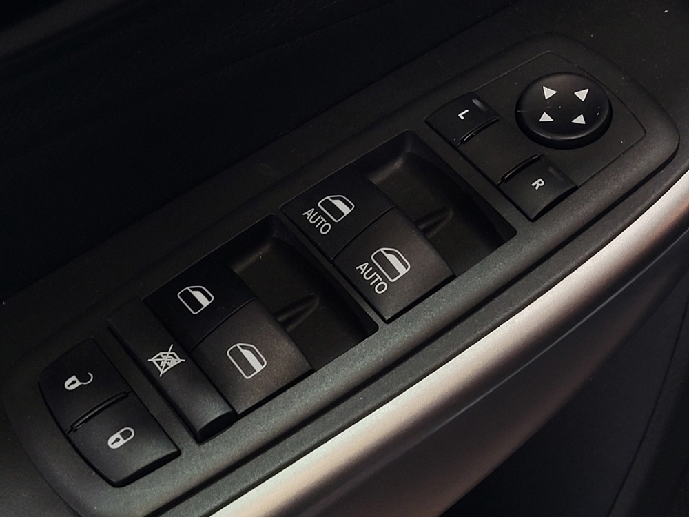 2022 Jeep Cherokee Latitude Lux - Photo 21