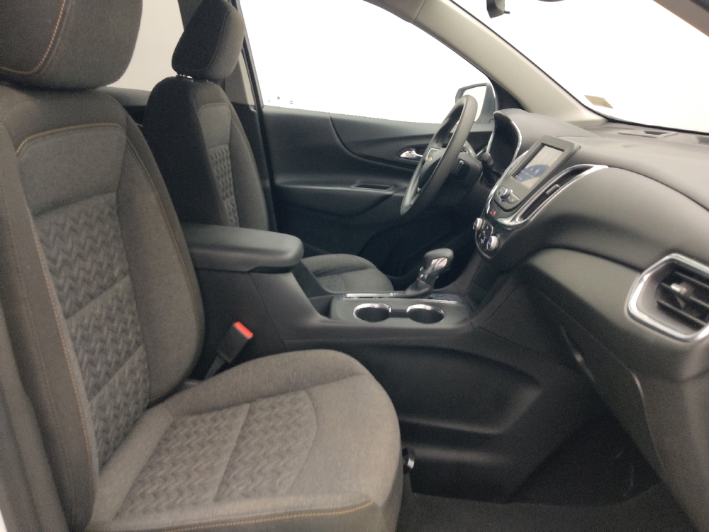 2022 Chevrolet Equinox LT - Photo 16