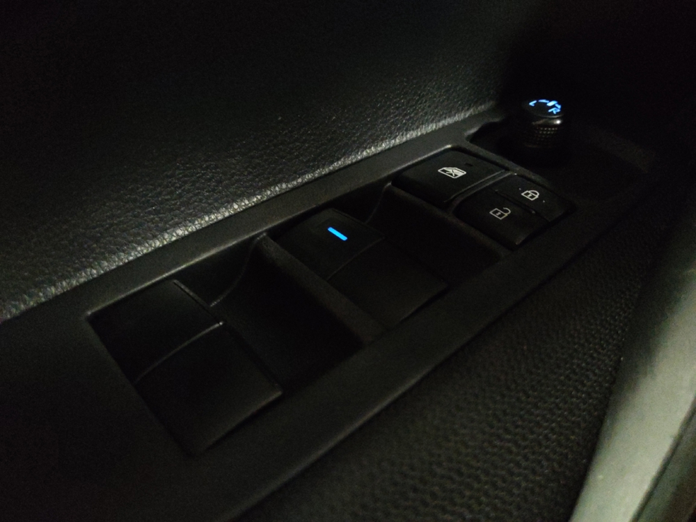 2021 Toyota Corolla LE - Photo 21