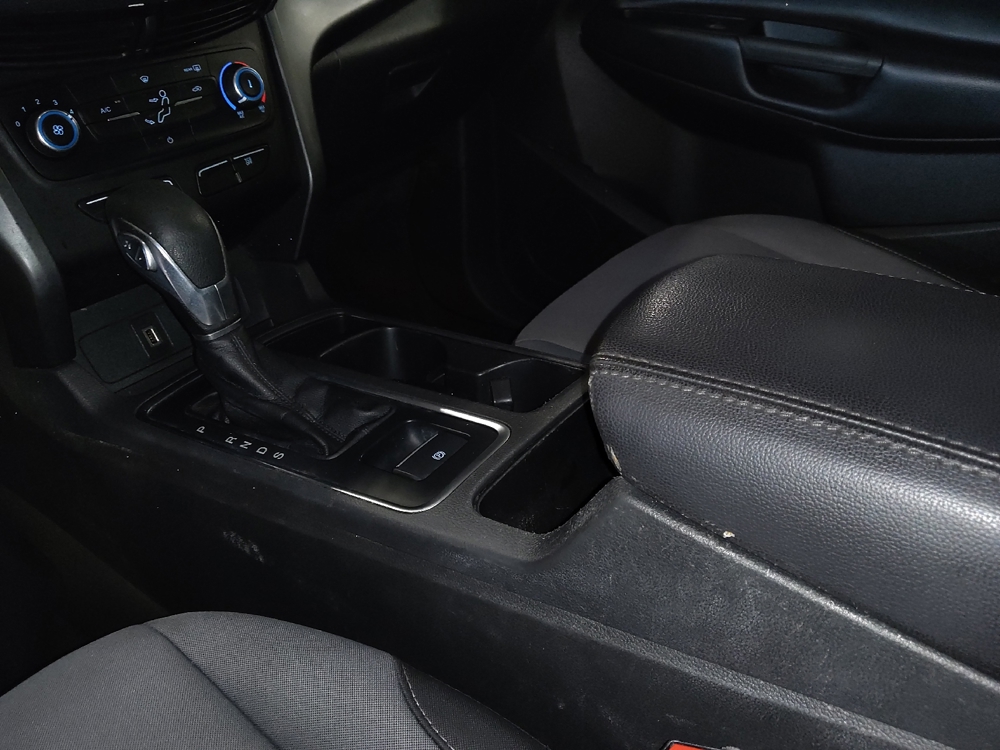2019 Ford Escape S - Photo 20