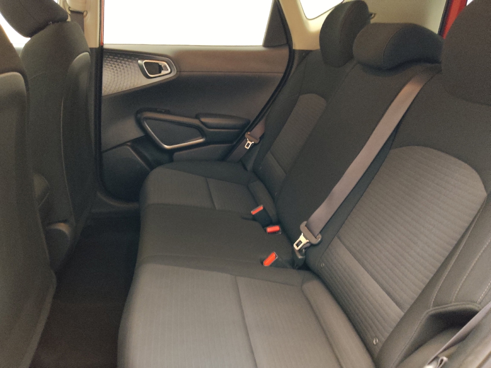 2021 Kia Soul S - Photo 14