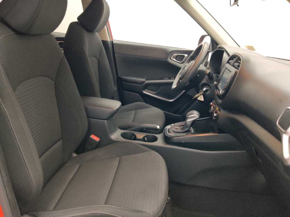 2021 Kia Soul S - Photo 16