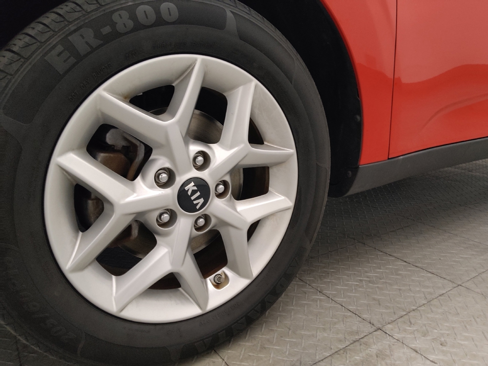 2021 Kia Soul S - Photo 24