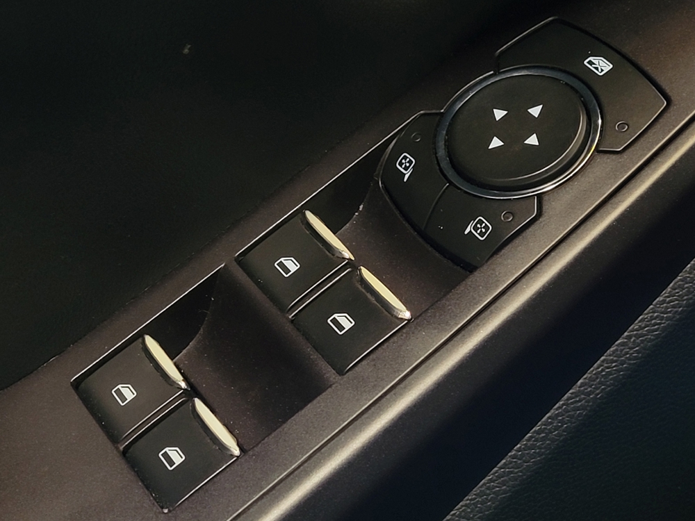 2020 Ford Explorer XLT - Photo 21