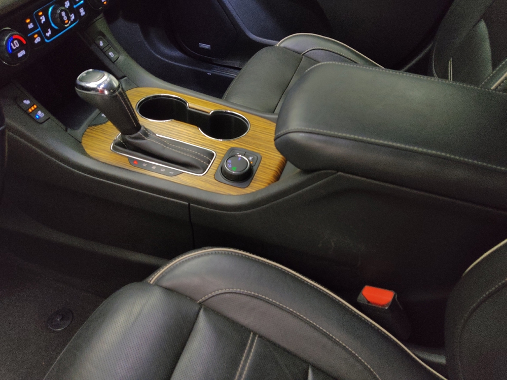 2019 GMC Acadia Denali - Photo 20