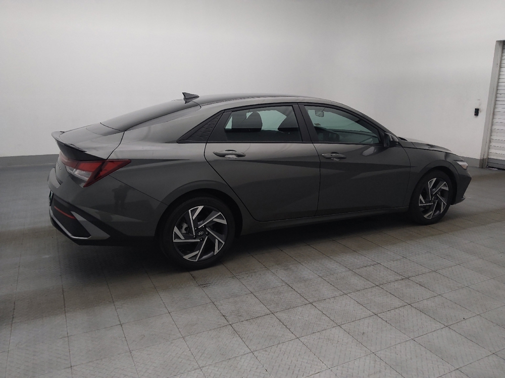 2025 Hyundai Elantra SEL - Photo 8