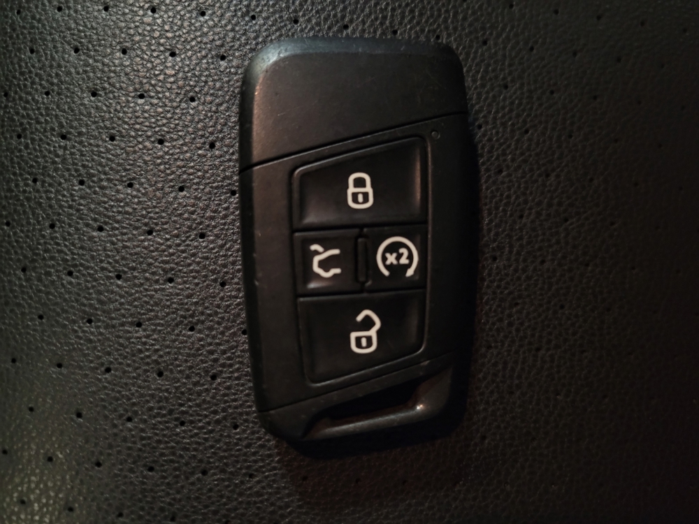 2024 Volkswagen Jetta SE - Photo 25