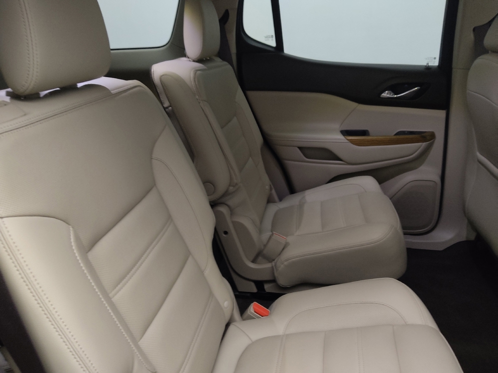 2017 GMC Acadia Denali - Photo 15