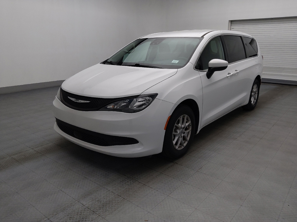 2023 Chrysler Voyager