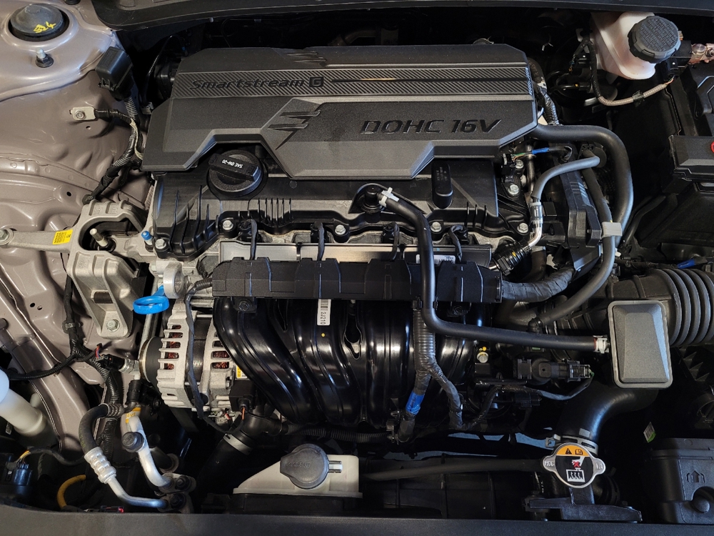 2025 Hyundai Elantra SEL - Photo 23