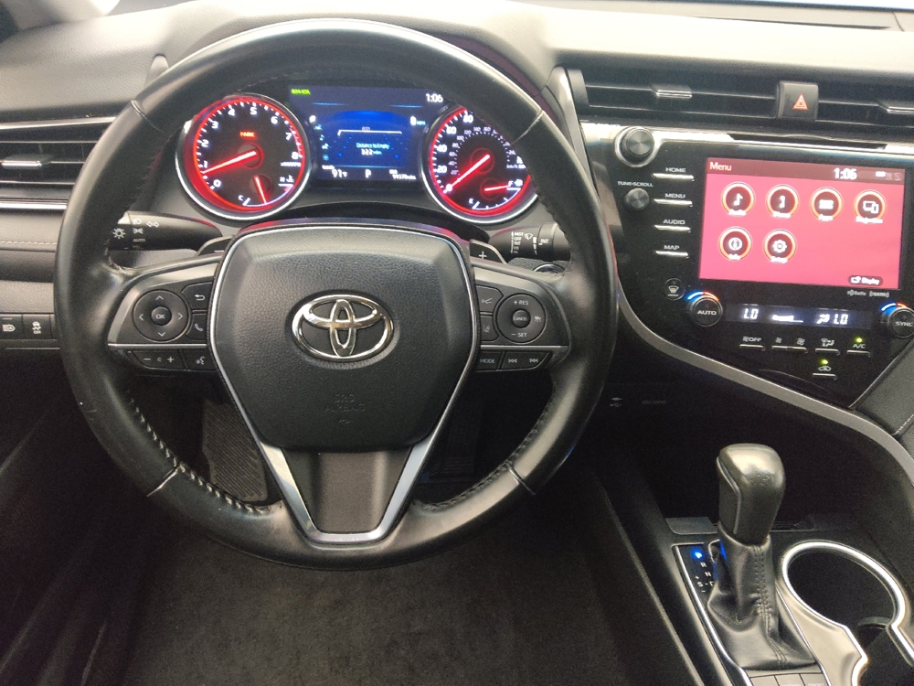 2019 Toyota Camry XSE - Photo 17