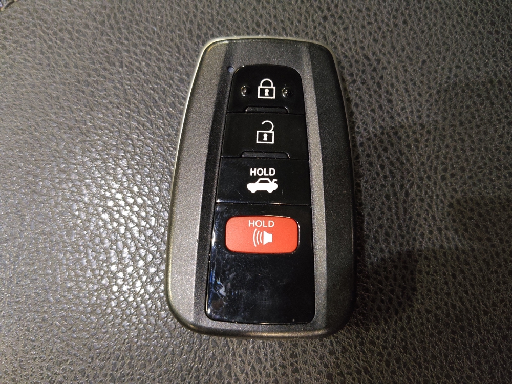 2019 Toyota Camry XSE - Photo 25