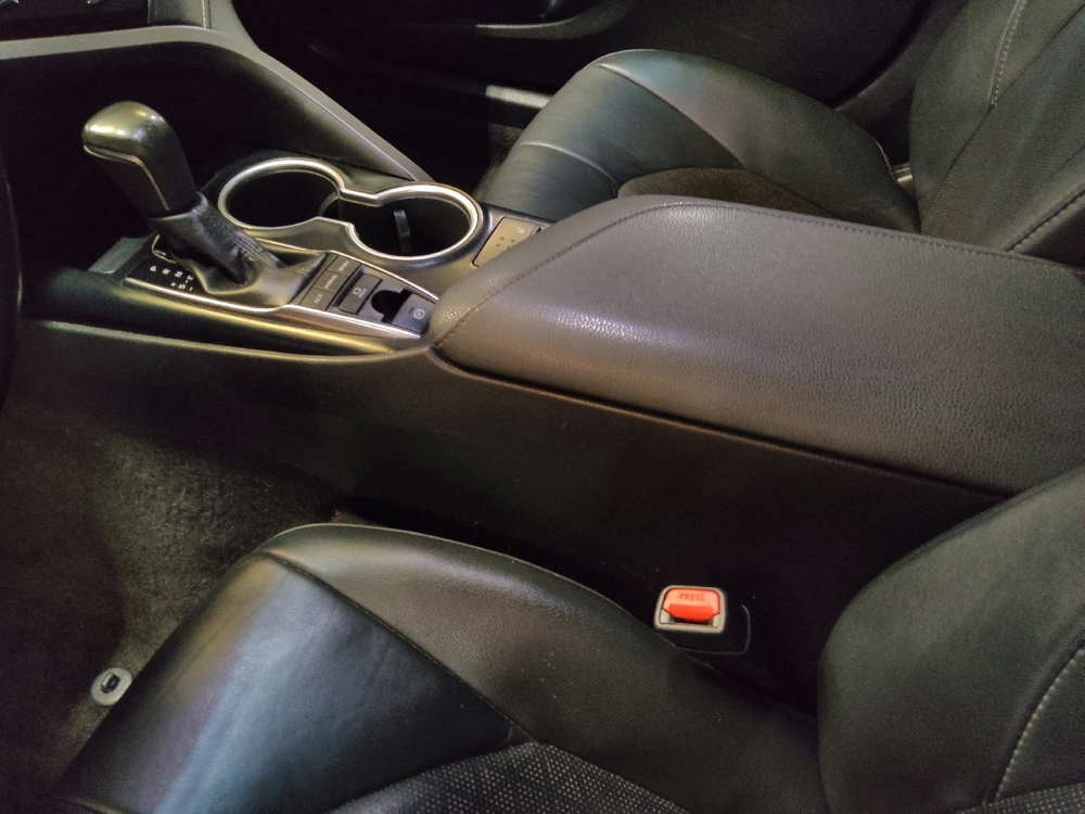 2019 Toyota Camry XSE - Photo 20