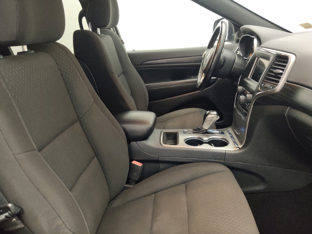 2020 Jeep Grand Cherokee Laredo E - Photo 16
