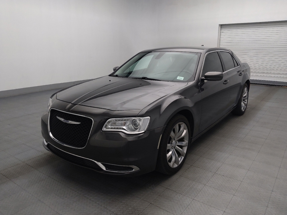 2019 Chrysler 300