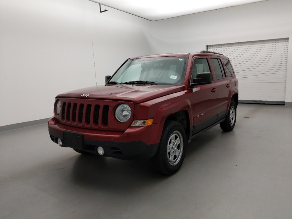 Used 2016 Jeep Patriot Driver Front Bumper