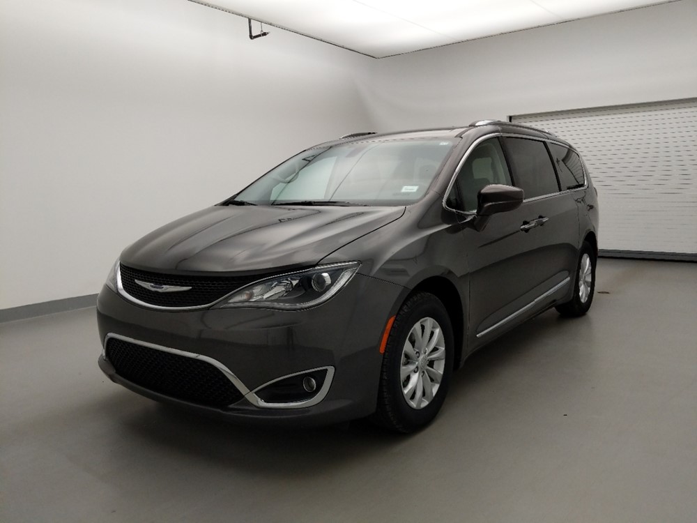 Used 2019 Chrysler Pacifica Driver Front Bumper