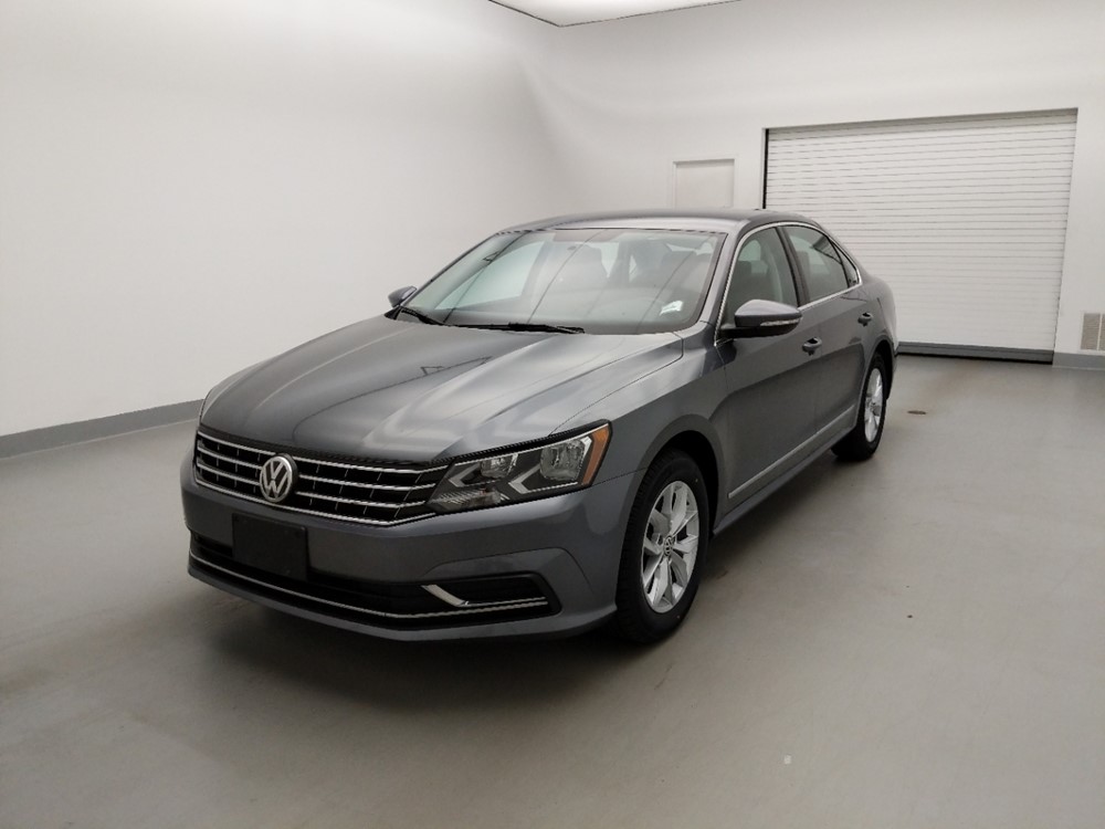 Used 2017 Volkswagen Passat Driver Front Bumper
