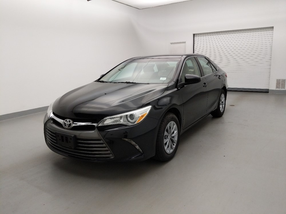 Used 2016 Toyota Camry Driver Front Bumper