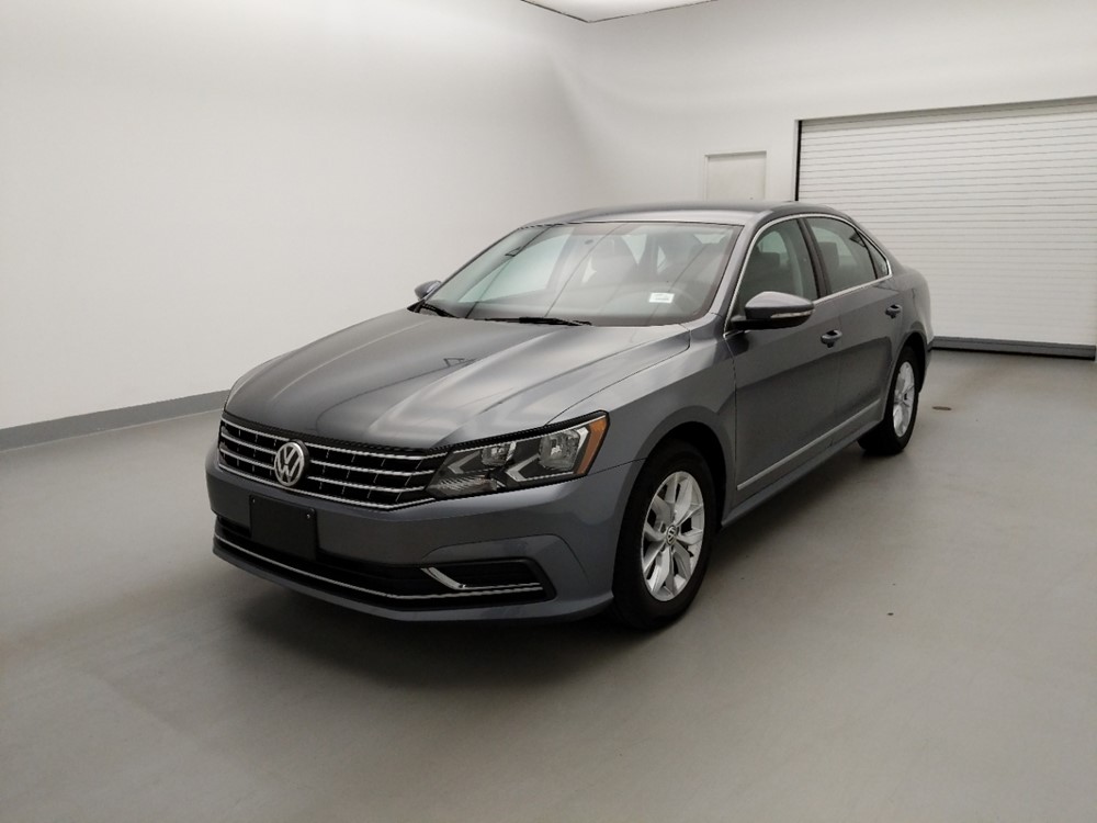 Used 2017 Volkswagen Passat Driver Front Bumper