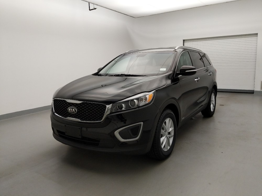 Used 2017 Kia Sorento Driver Front Bumper