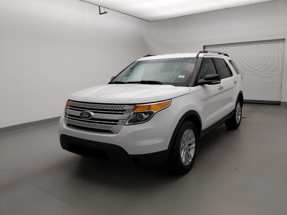 Used 2015 Ford Explorer Driver Front Bumper