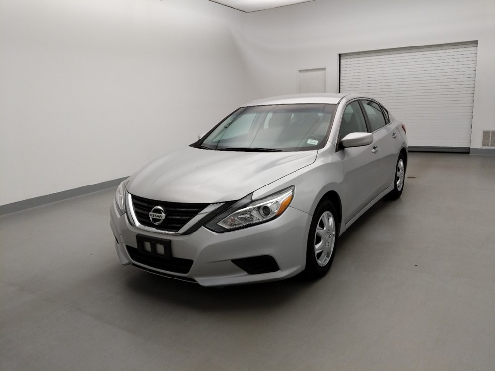 Used 2016 Nissan Altima Driver Front Bumper