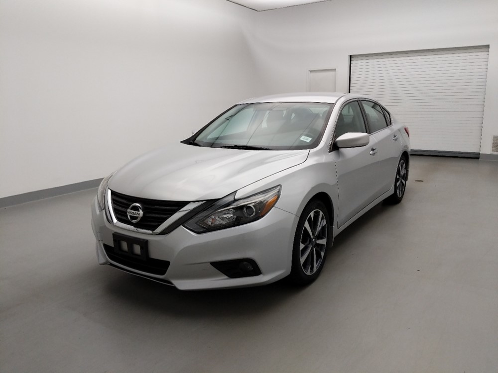 Used 2016 Nissan Altima Driver Front Bumper