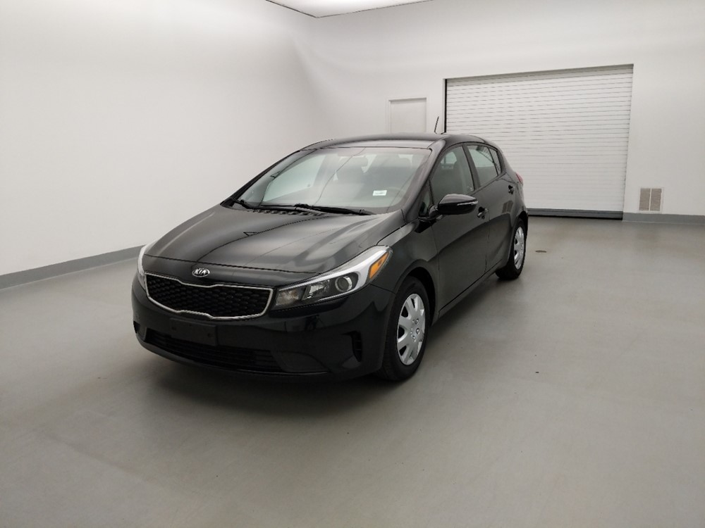 Used 2017 Kia Forte5 Driver Front Bumper