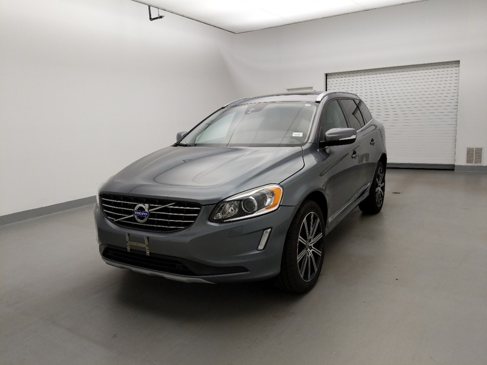 Used 2017 Volvo XC60 Driver Front Bumper