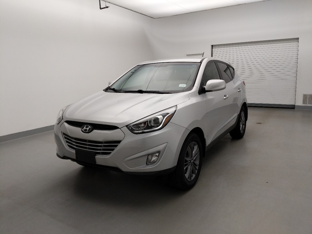 Used 2015 Hyundai Tucson Driver Front Bumper