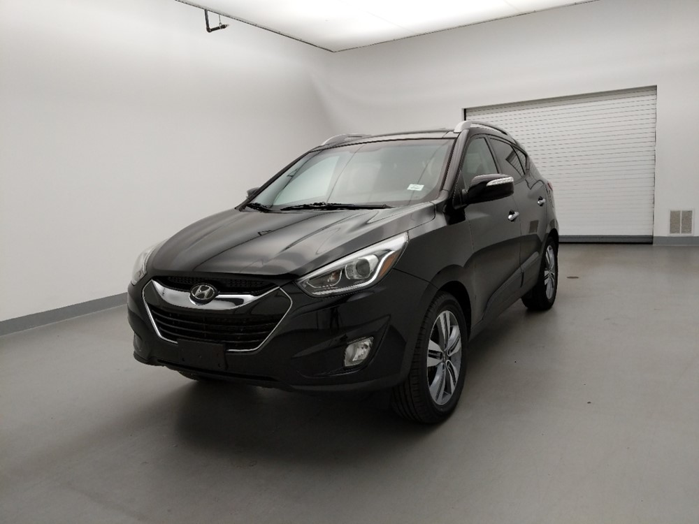 Used 2015 Hyundai Tucson Driver Front Bumper